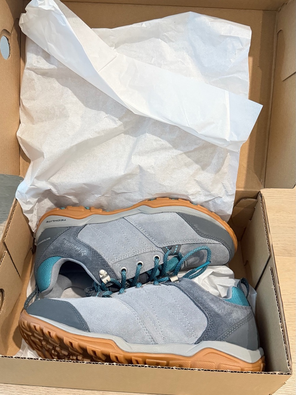 Columbia Women's Mount Carmel Low Waterproof Shoes - Gray & Blue